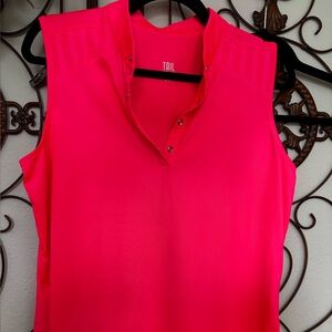 Tail White Label Golf Top NWOT Sz L